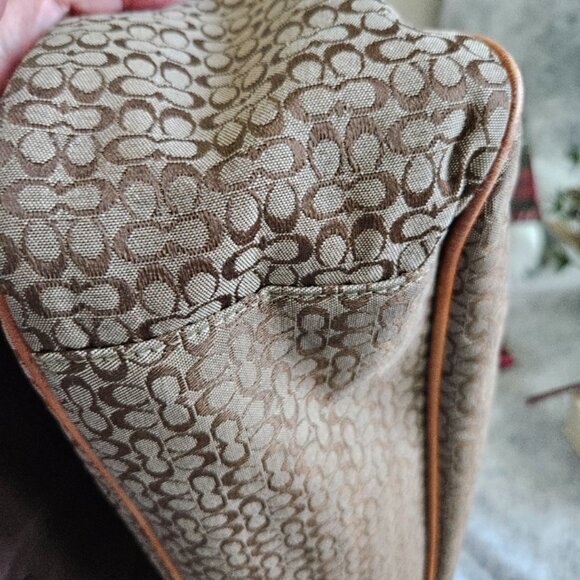 Coach Signature Hudson Commuter Messenger Bag - GUC Tan/Brown - Picture 8 of 11